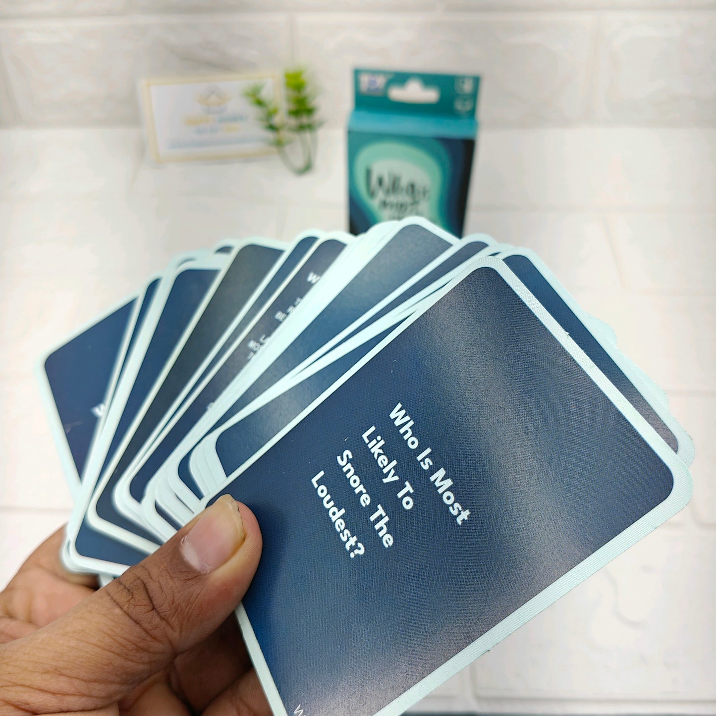 Who is most likely to - card game - Toy verse