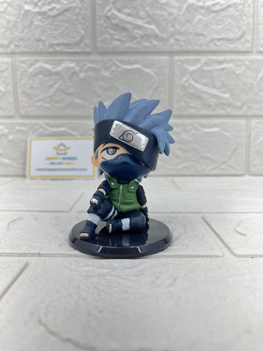 Kakashi Sitting Small Naruto Figurine