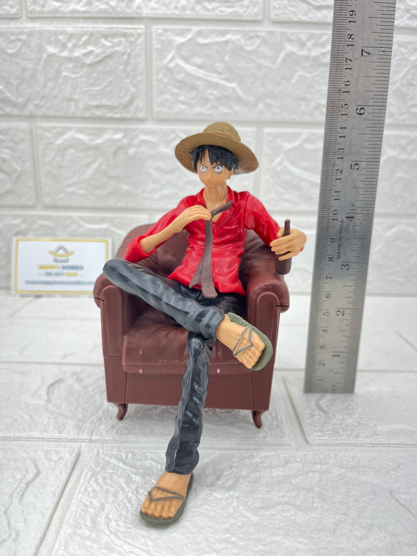 Sofa Luffy One Piece Figurine