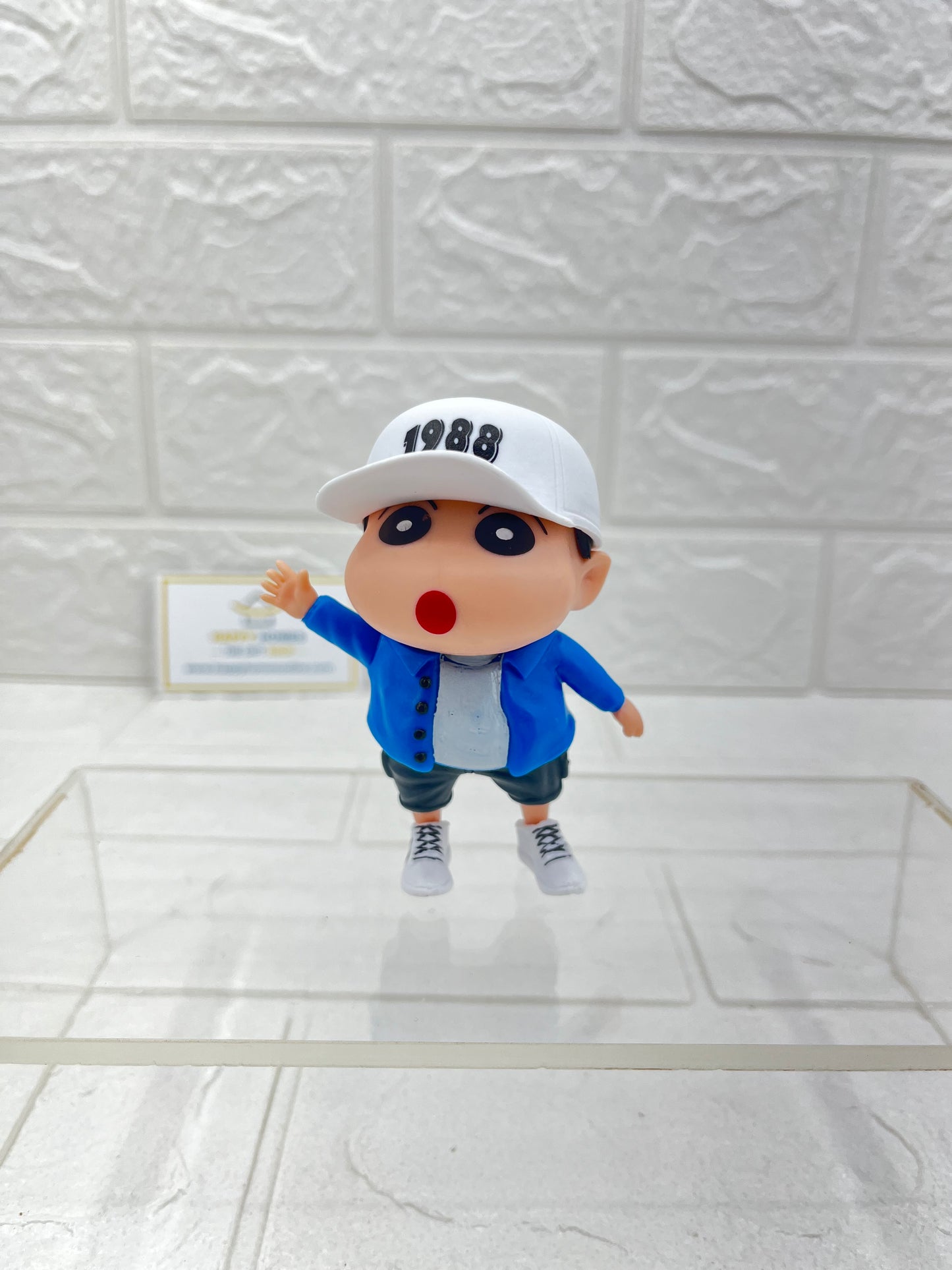 Blue Shirt Shin-chan Figurine
