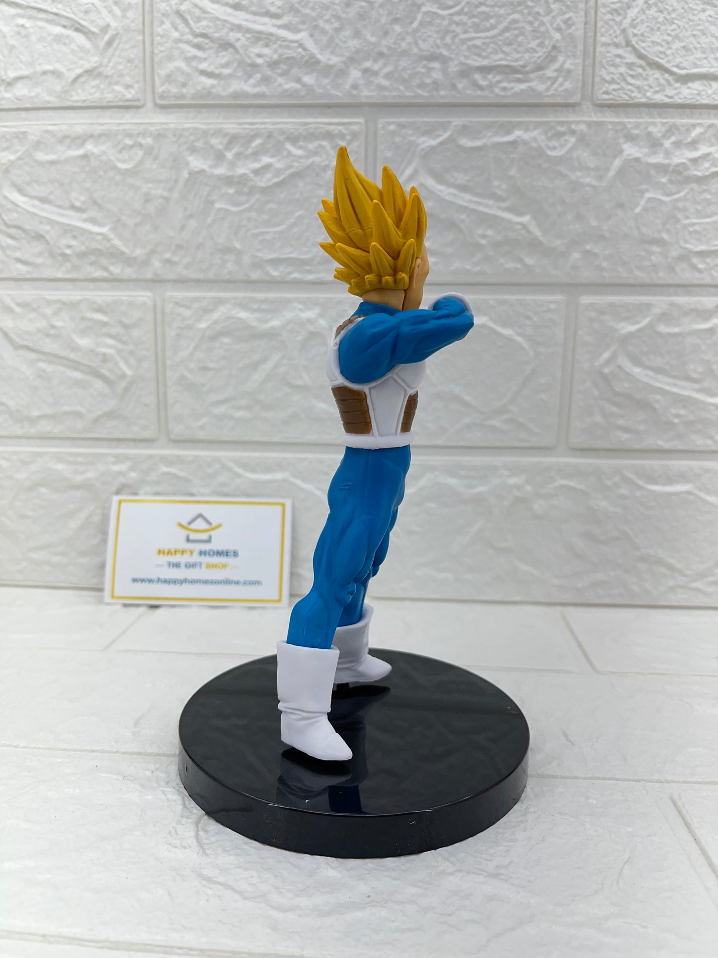 Charging Pose Yellow Hair Vegeta Dragon ball Figurine