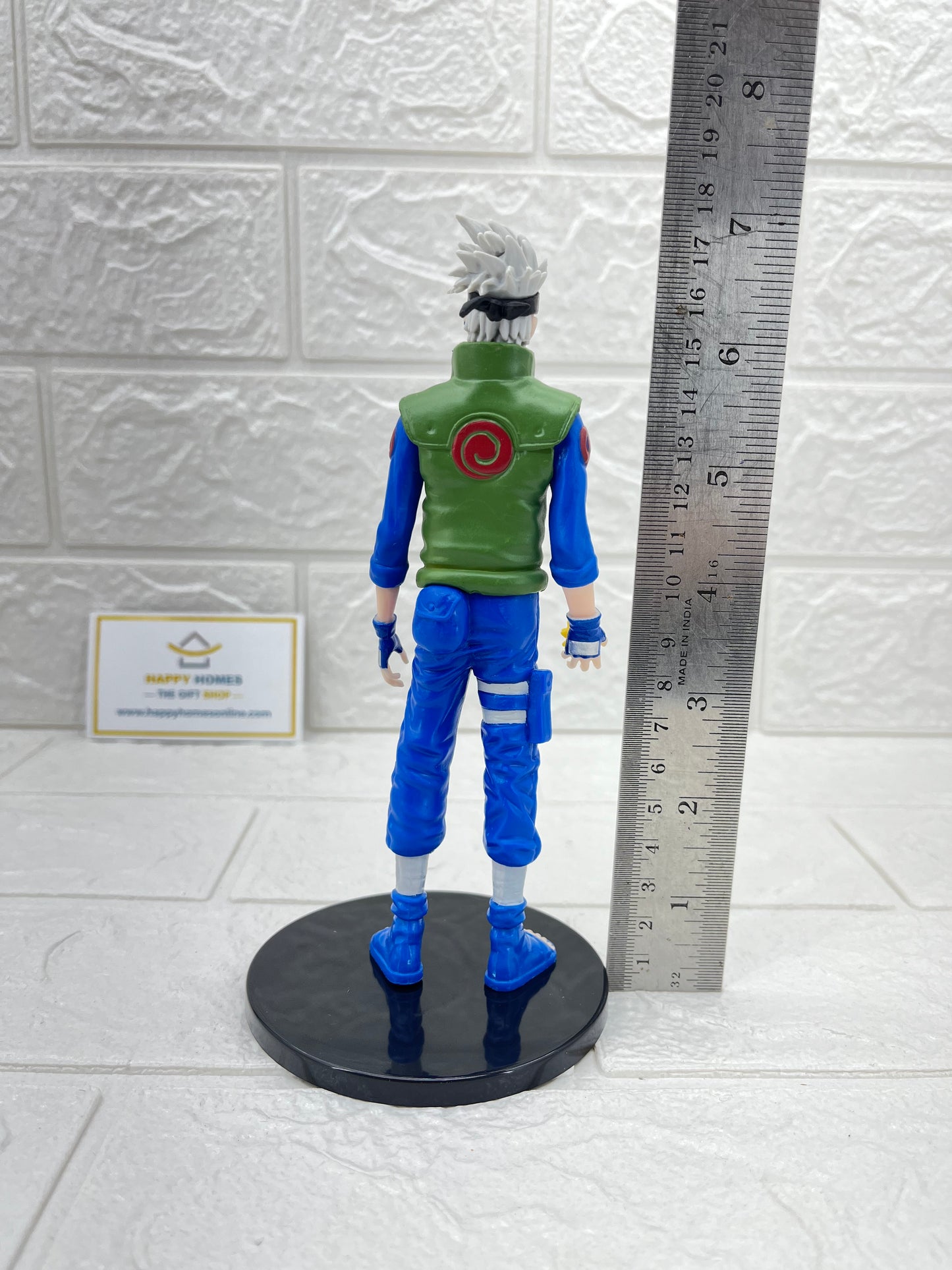 Kakashi Standing Naruto Figurine