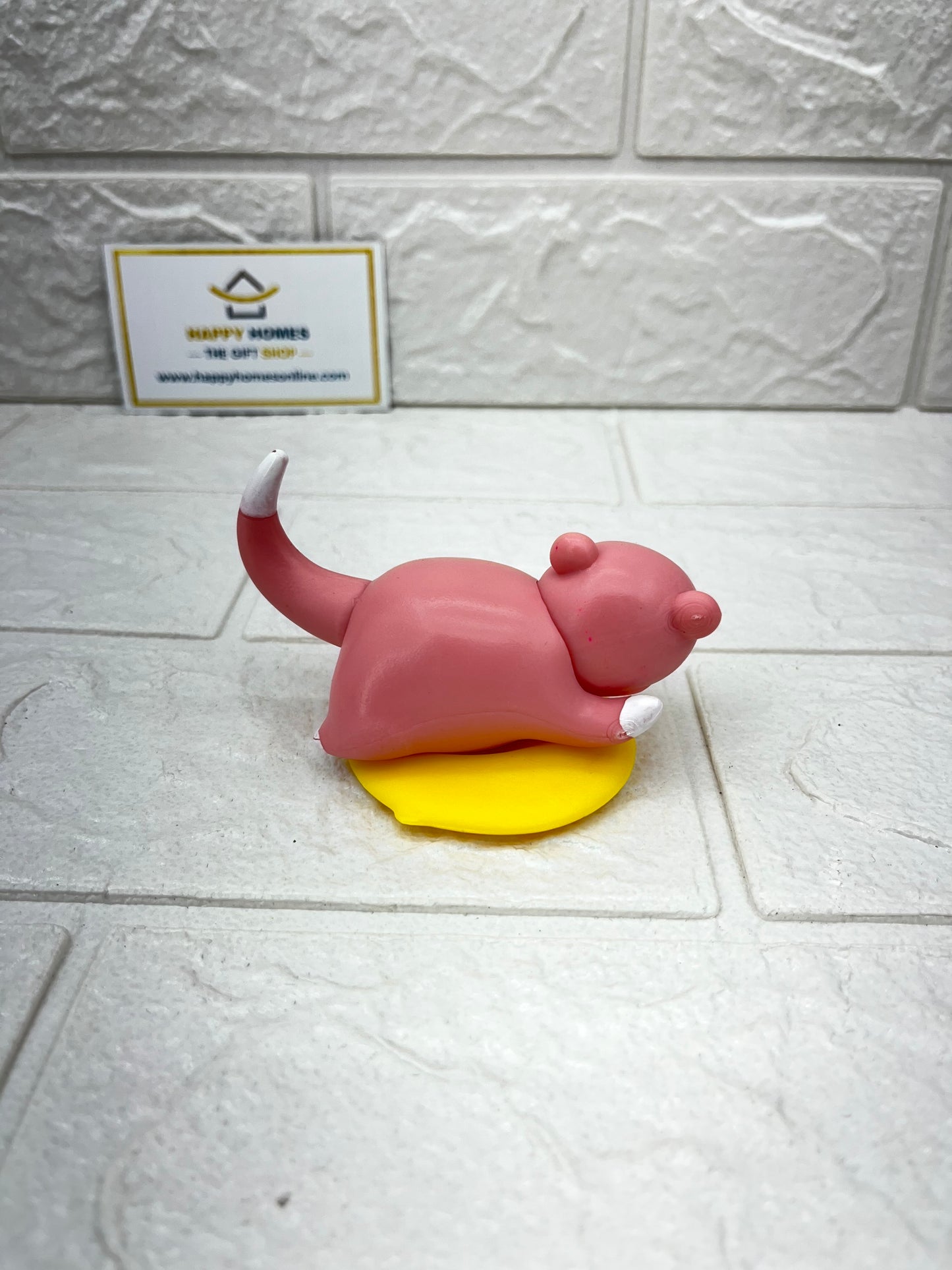 Innocent Small Slowpoke Pokemon Figurine
