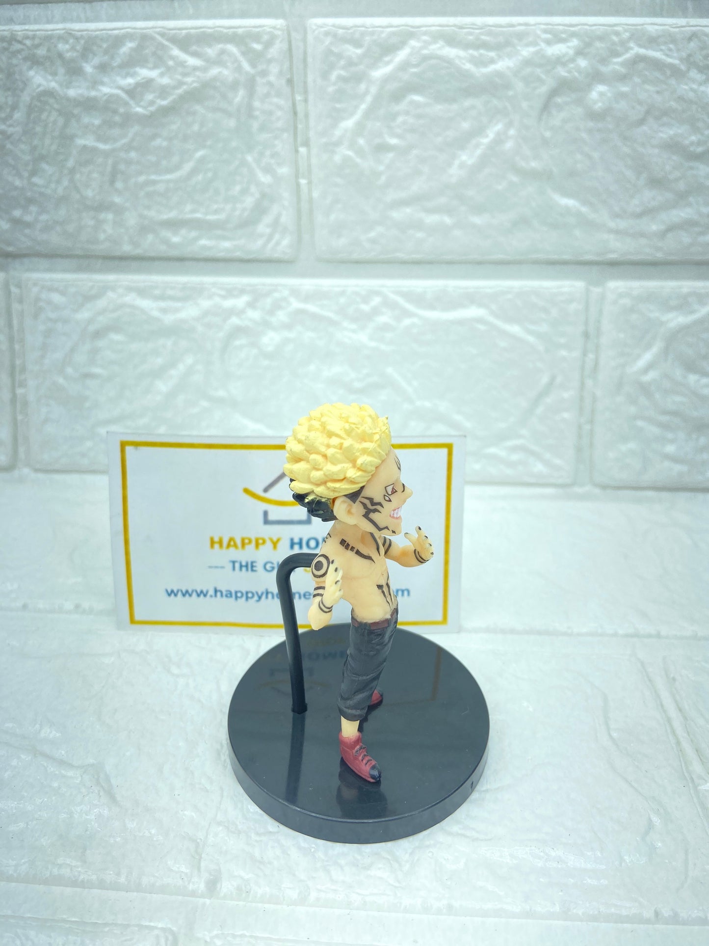 Smiling Blonde Chibi  Chainsaw Man Figure