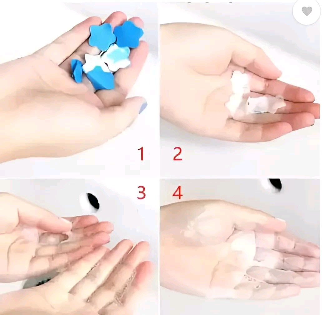 4 Hand paper soap