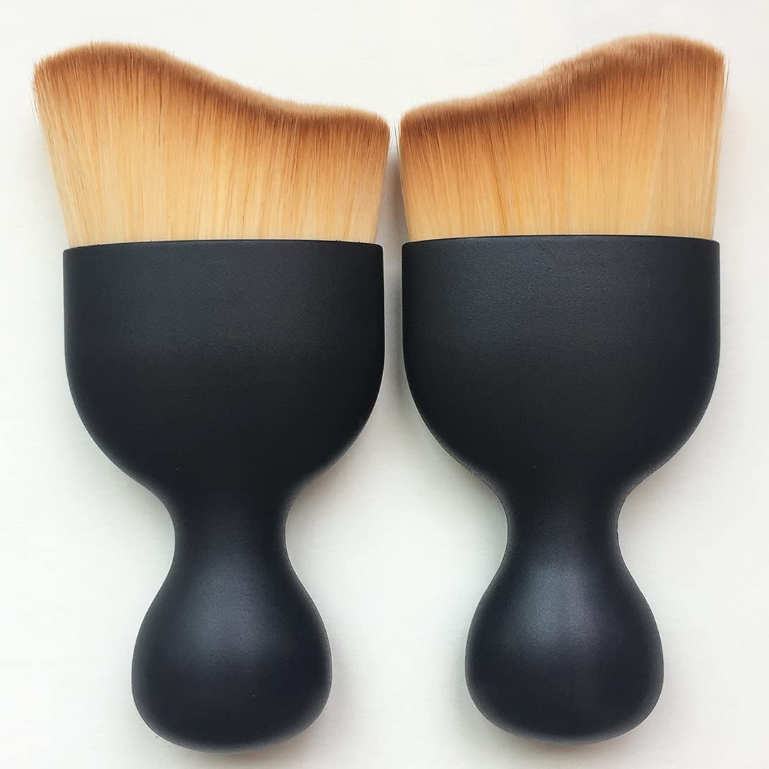 Cleaning brush