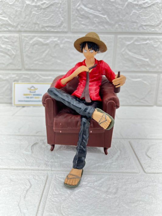 Sofa Luffy One Piece Figurine