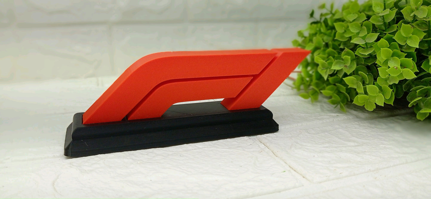 F1 Logo show piece stand