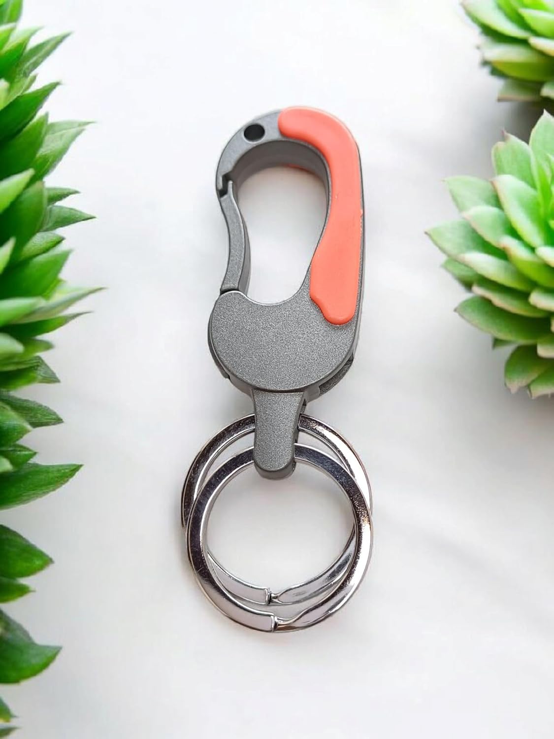 Metal key holder