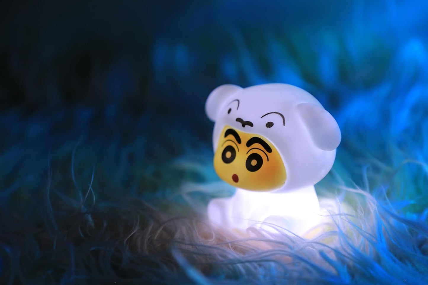 Shin chan silicone night light.