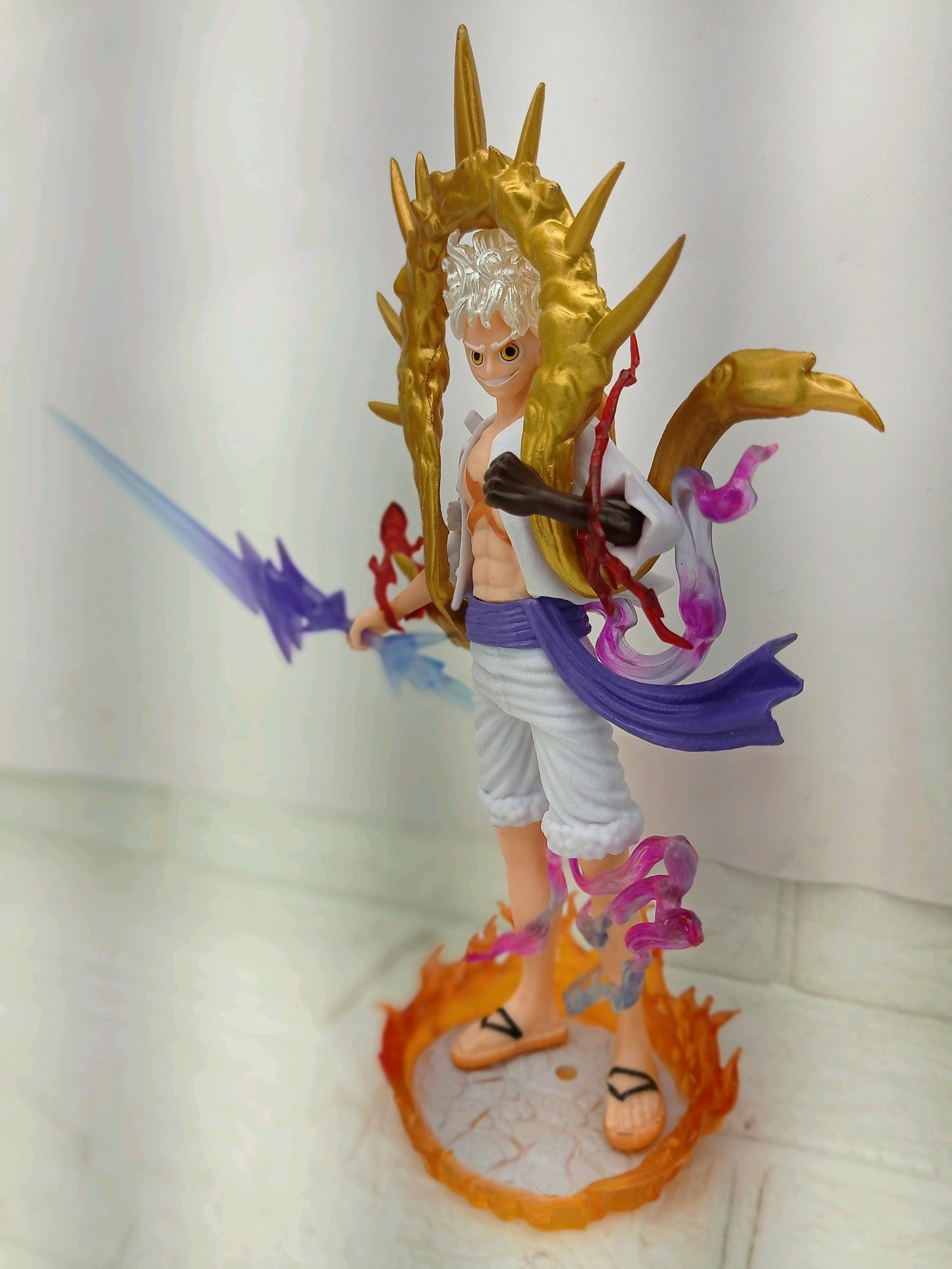 20 cm Golden Lotus Base Luffy One Piece Anime Figurine