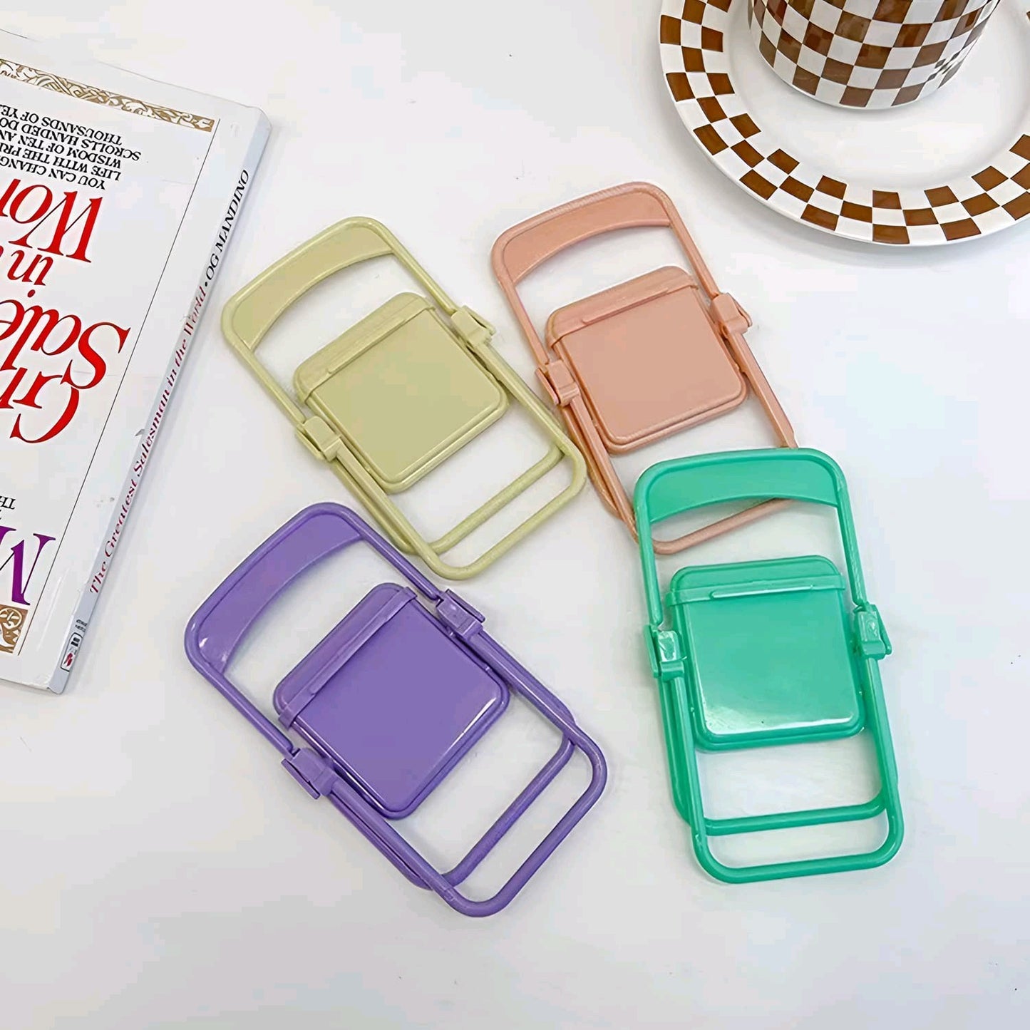 Cute Chair Mobile Stand