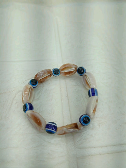 Shell Beaded Bracelet