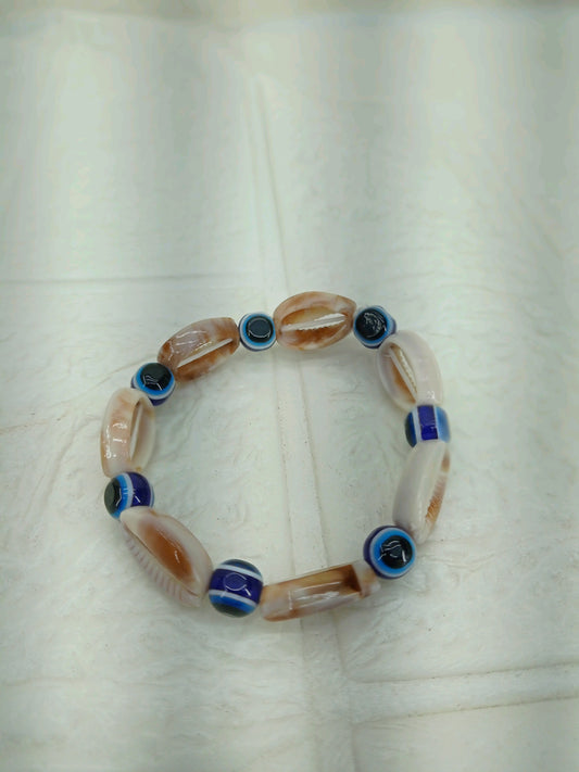 Shell Beaded Bracelet